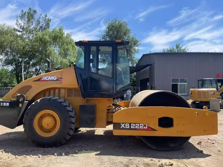XCMG XS222J XS223J - Cestni valjar: slika 1 XCMG XS222J XS223J - Cestni valjar: slika 1