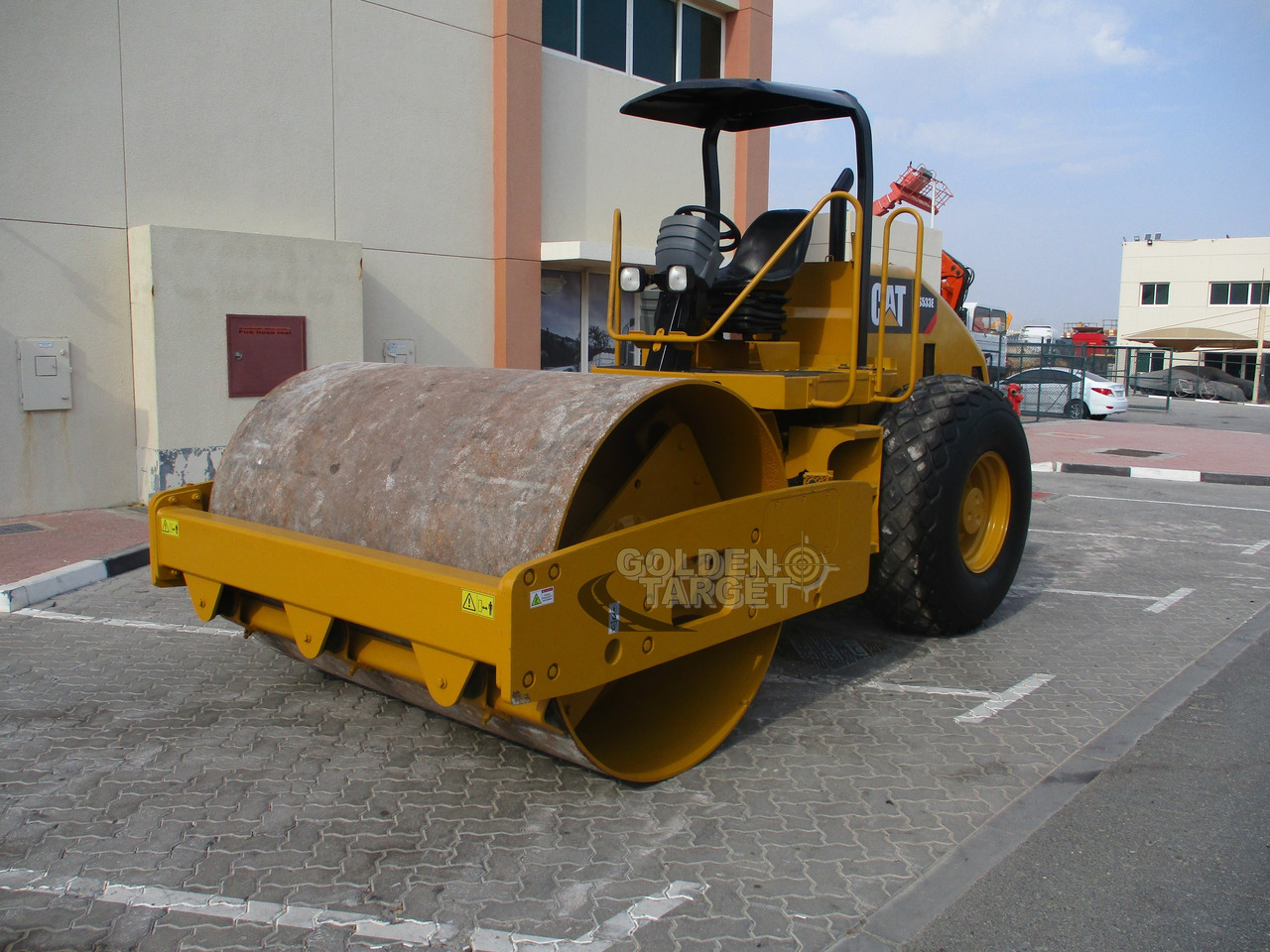 CATERPILLAR CS533E VIBRATORY ROLLER - Cestni valjar: slika 2 CATERPILLAR CS533E VIBRATORY ROLLER - Cestni valjar: slika 2