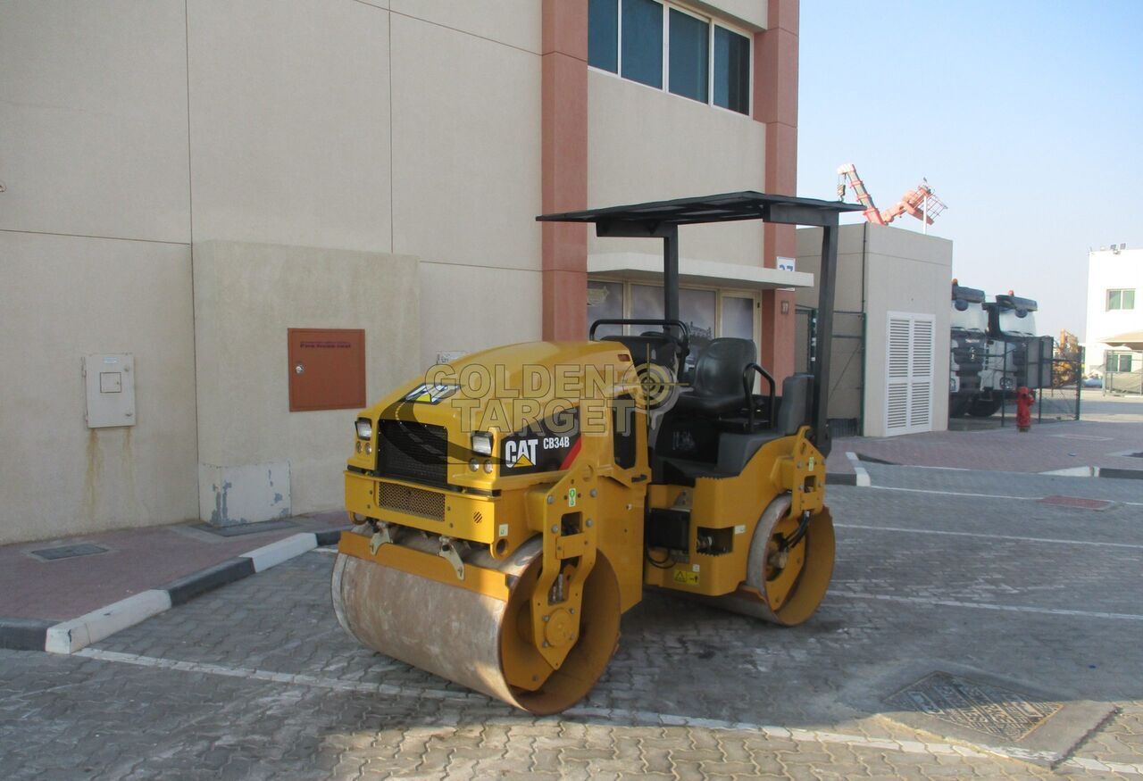Caterpillar CB34B Double Drum Roller - Cestni valjar: slika 2 Caterpillar CB34B Double Drum Roller - Cestni valjar: slika 2