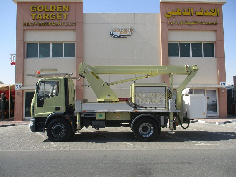 Iveco Euro Cargo 180E28 - Dvižna ploščad: slika 5 Iveco Euro Cargo 180E28 - Dvižna ploščad: slika 5