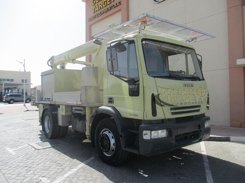 Iveco Euro Cargo 180E28 - Dvižna ploščad: slika 1 Iveco Euro Cargo 180E28 - Dvižna ploščad: slika 1