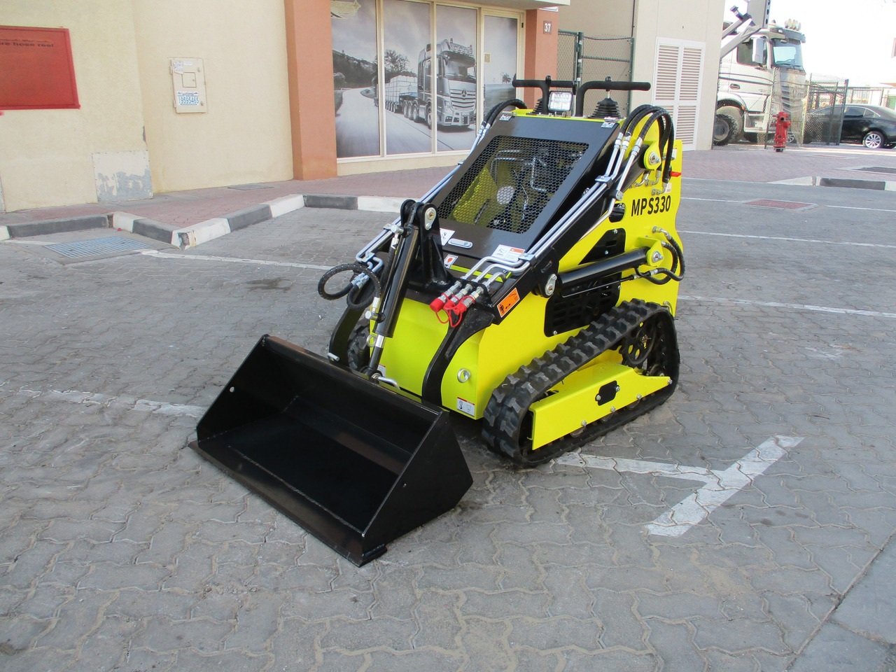 MACHPRO MPS330 Mini Skid Steer - Mini nakladalec: slika 2 MACHPRO MPS330 Mini Skid Steer - Mini nakladalec: slika 2