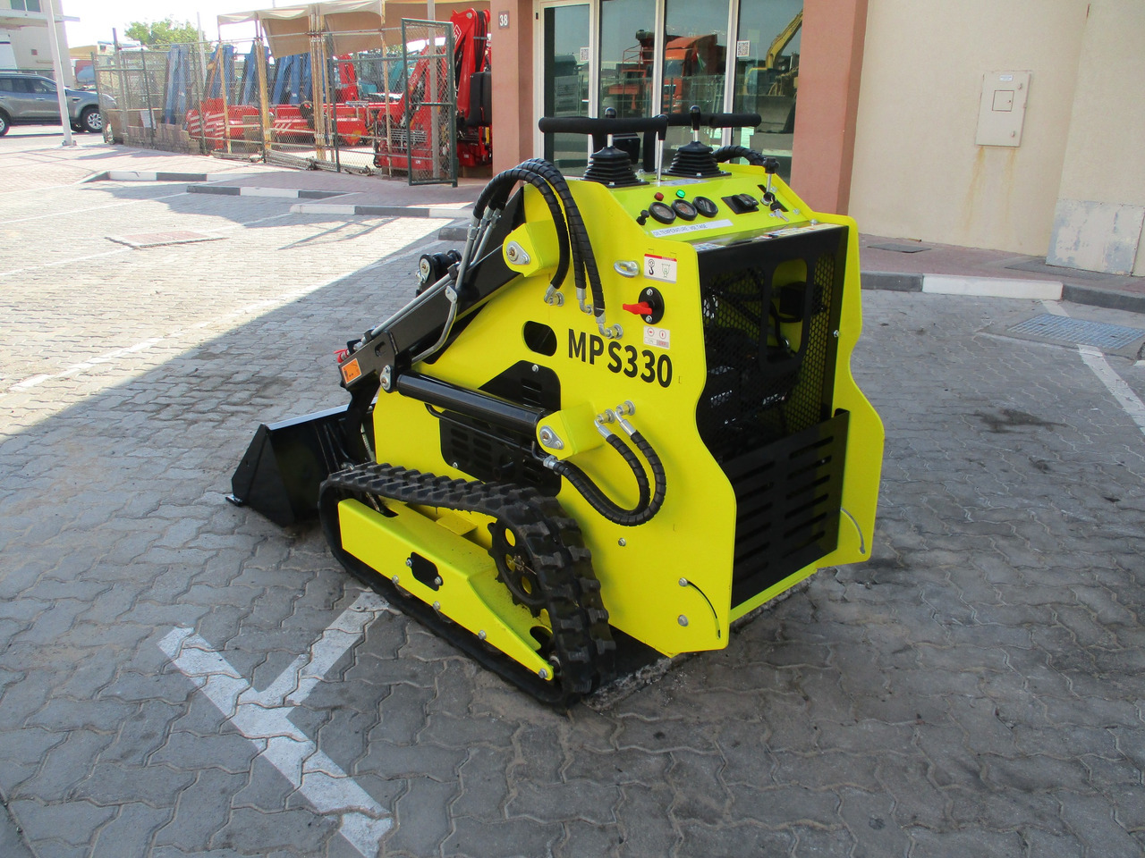 MACHPRO MPS330 Mini Skid Steer - Mini nakladalec: slika 4 MACHPRO MPS330 Mini Skid Steer - Mini nakladalec: slika 4
