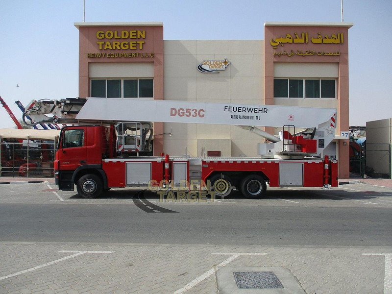 Mercedes-Benz Actros 3332 - Dvižna ploščad montirana na tovornjak: slika 5 Mercedes-Benz Actros 3332 - Dvižna ploščad montirana na tovornjak: slika 5