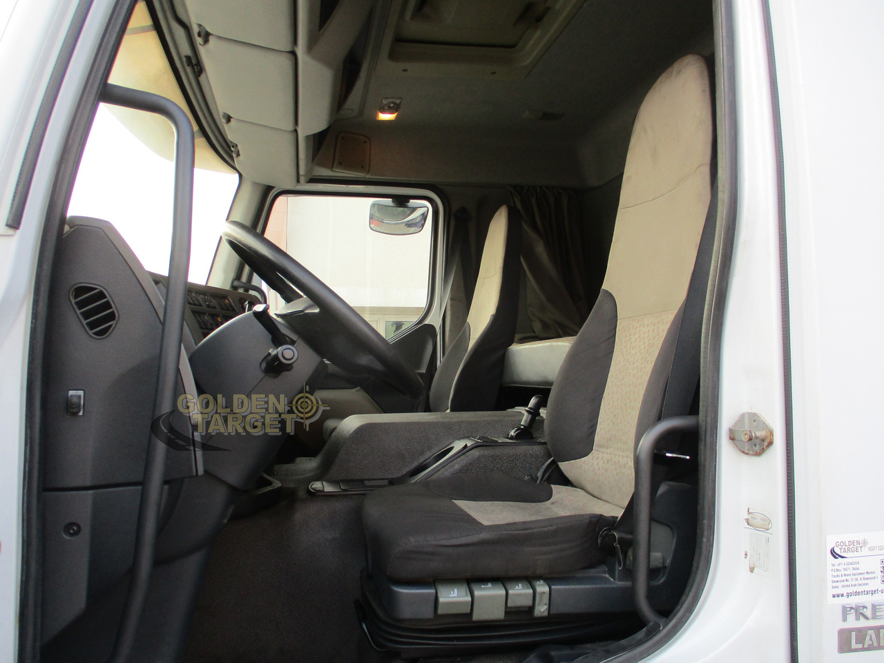 Tovornjak z dvigalom RENAULT Kerax 380 6×4 Crane Truck: slika 17
