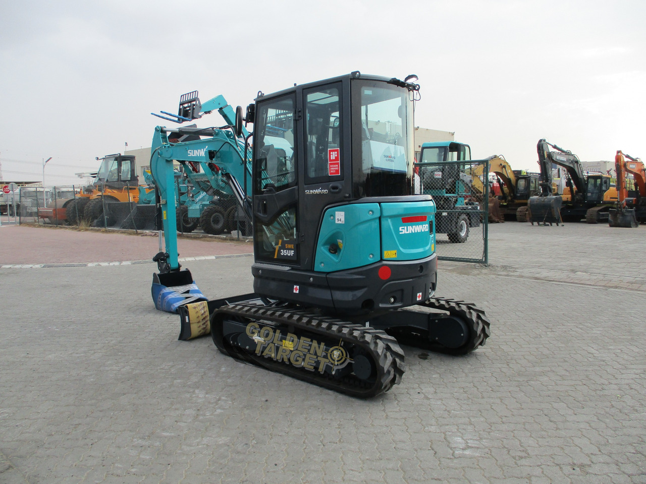 SUNWARD SWE35UF Mini Hydraulic Excavator - Mini bager: slika 4 SUNWARD SWE35UF Mini Hydraulic Excavator - Mini bager: slika 4