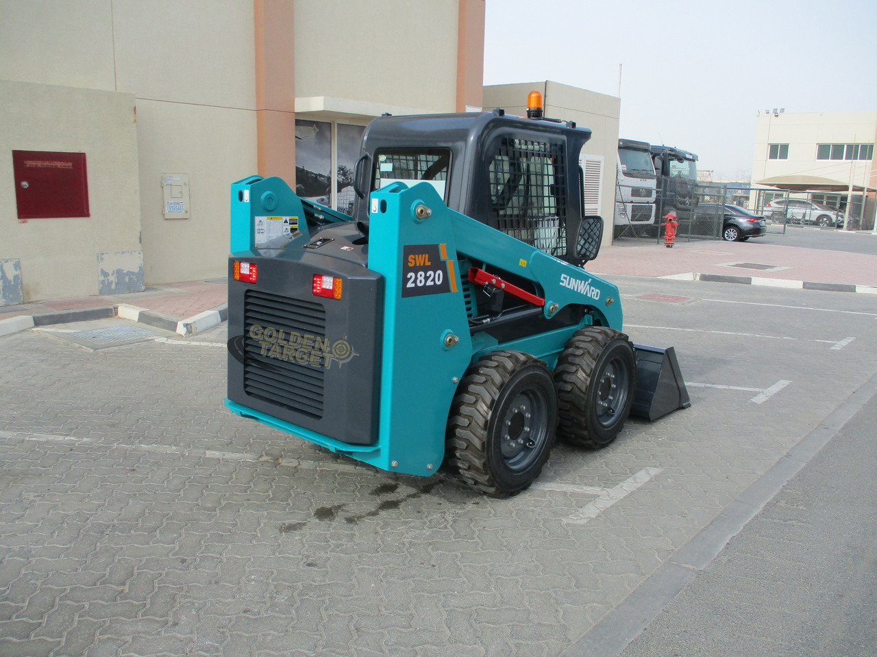 SUNWARD SWL2820 Skid Steer - Mini nakladalec: slika 3 SUNWARD SWL2820 Skid Steer - Mini nakladalec: slika 3