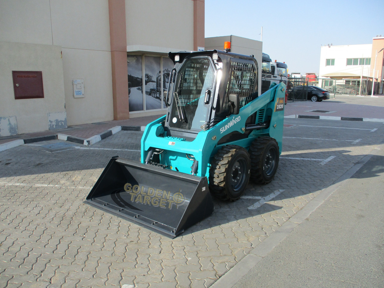 SUNWARD SWL2820 Skid Steer - Mini nakladalec: slika 2 SUNWARD SWL2820 Skid Steer - Mini nakladalec: slika 2