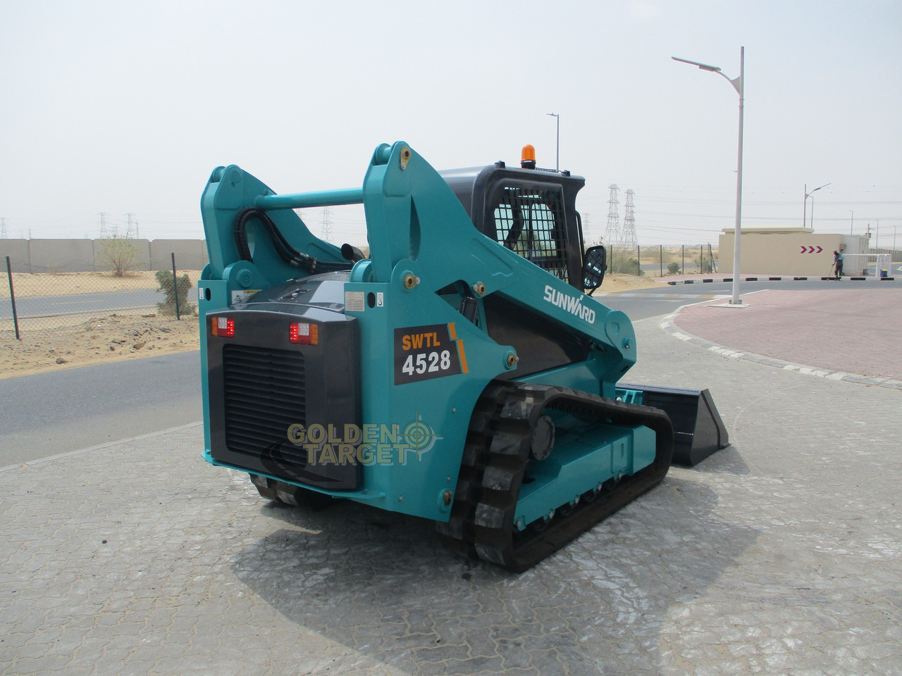 SUNWARD SWTL4528 Skid Steer - Mini nakladalec: slika 3 SUNWARD SWTL4528 Skid Steer - Mini nakladalec: slika 3