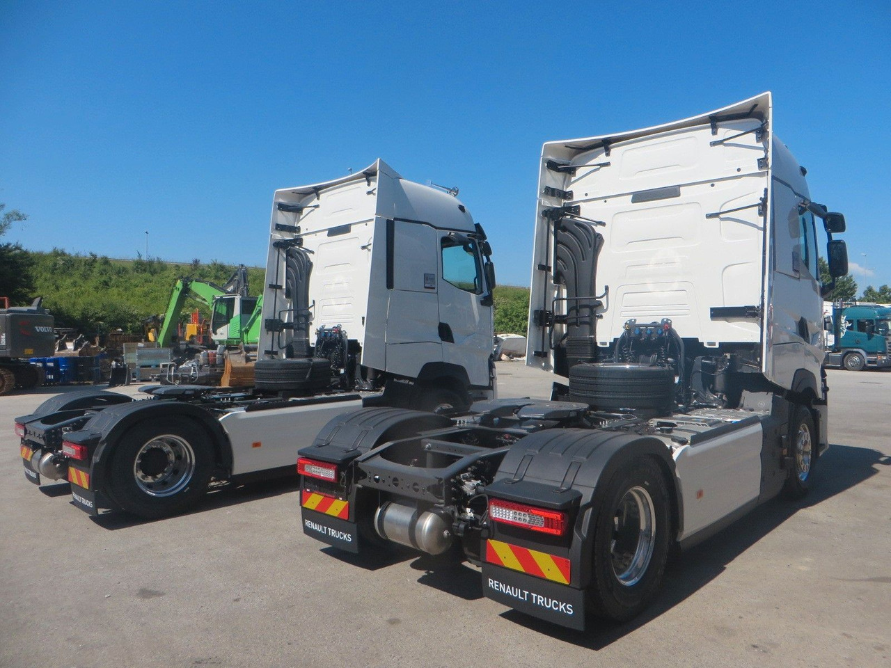 Renault T520 HSC 4x2Tractor -NEW - TOP MODEL - Vlačilec: slika 3 Renault T520 HSC 4x2Tractor -NEW - TOP MODEL - Vlačilec: slika 3