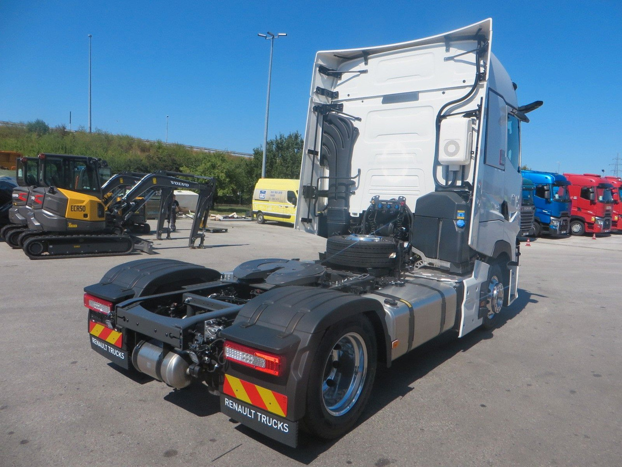Renault T520 HSC 4x2Tractor mega NEW!! TOP EQUIPMENT - Vlačilec: slika 3 Renault T520 HSC 4x2Tractor mega NEW!! TOP EQUIPMENT - Vlačilec: slika 3