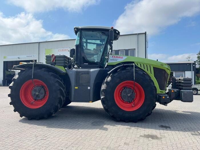 Claas Xerion 5000 Trac - Traktor: slika 3 Claas Xerion 5000 Trac - Traktor: slika 3