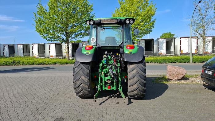 John Deere 6110 MC - Traktor: slika 3 John Deere 6110 MC - Traktor: slika 3