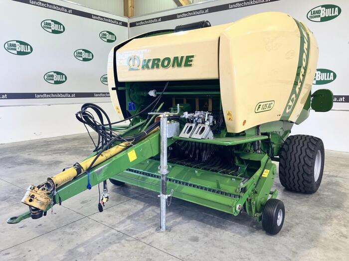 Krone Comprima F 125 XC - Balirka za okrogle bale: slika 1 Krone Comprima F 125 XC - Balirka za okrogle bale: slika 1