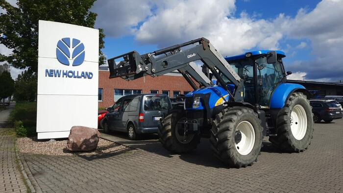 Traktor New Holland T6070: slika 1
