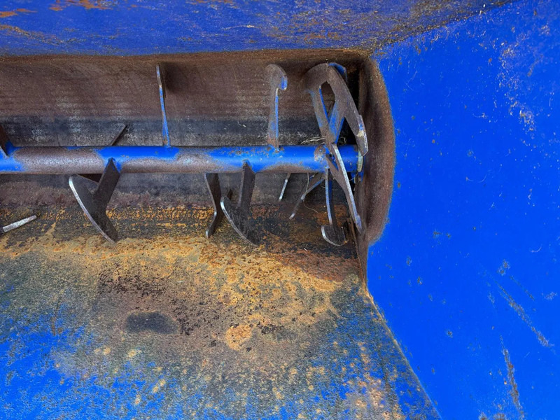 AP DETECH 1800 T instrooibak Zaagselstrooier Instrooimachine Zaagsel DETECH 1800 T instrooibak Zaagselstrooier Instrooimachine Zaag - Oprema za živino: slika 4 AP DETECH 1800 T instrooibak Zaagselstrooier Instrooimachine Zaagsel DETECH 1800 T instrooibak Zaagselstrooier Instrooimachine Zaag - Oprema za živino: slika 4