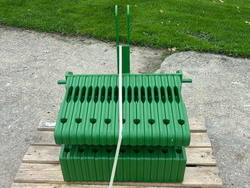 John Deere 1100 KG NIEUW Front gewicht - Traktor: slika 4 John Deere 1100 KG NIEUW Front gewicht - Traktor: slika 4