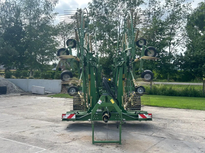 Krone Swadro 1400 Plus 4 Rotorhark Zwiller - Obračalnik/ Zgrabljalnik: slika 2 Krone Swadro 1400 Plus 4 Rotorhark Zwiller - Obračalnik/ Zgrabljalnik: slika 2