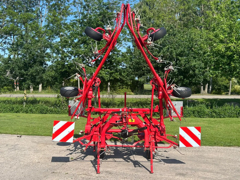 Lely Lotus 770 plus AWS Schudder - Obračalnik/ Zgrabljalnik: slika 1 Lely Lotus 770 plus AWS Schudder - Obračalnik/ Zgrabljalnik: slika 1