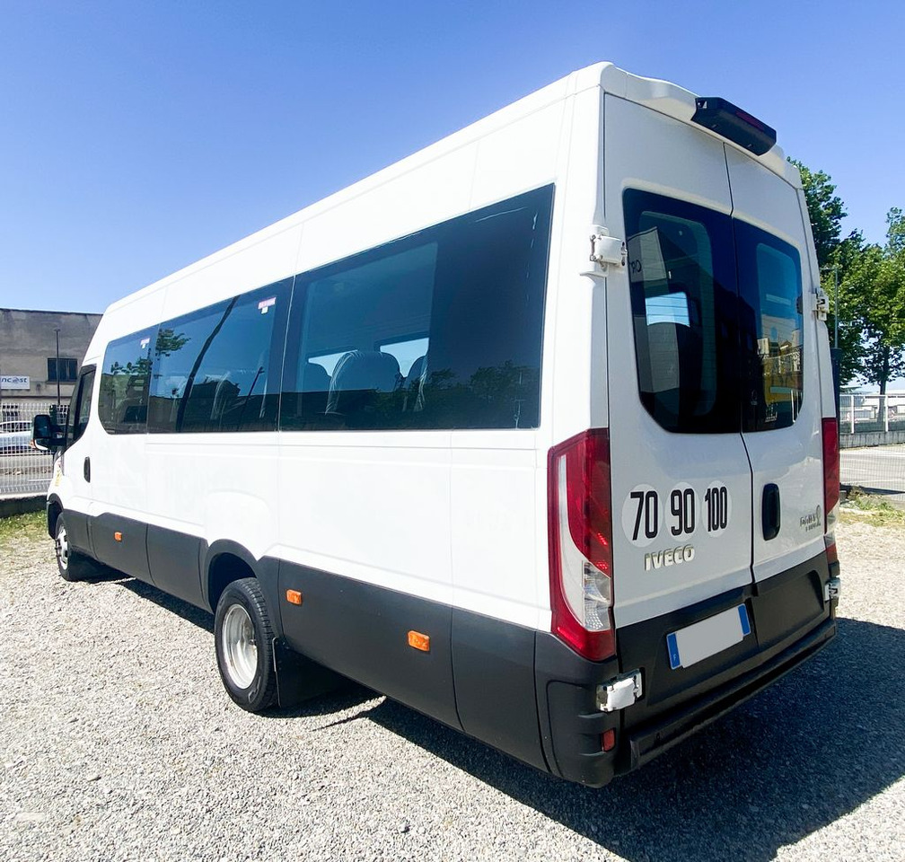 IVECO DAILY LINE 2016 - Minibus, Potniški kombi: slika 5 IVECO DAILY LINE 2016 - Minibus, Potniški kombi: slika 5