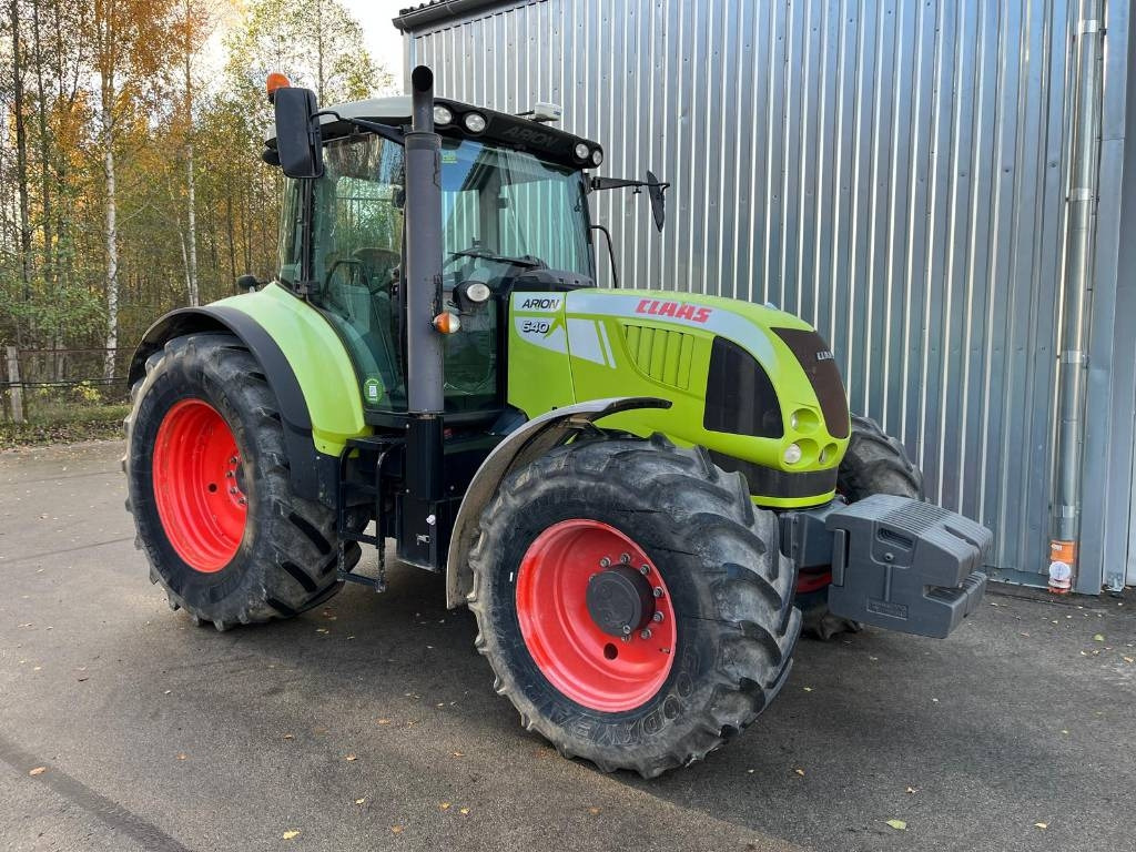 Claas Arion 640 CIS - Traktor: slika 1 Claas Arion 640 CIS - Traktor: slika 1
