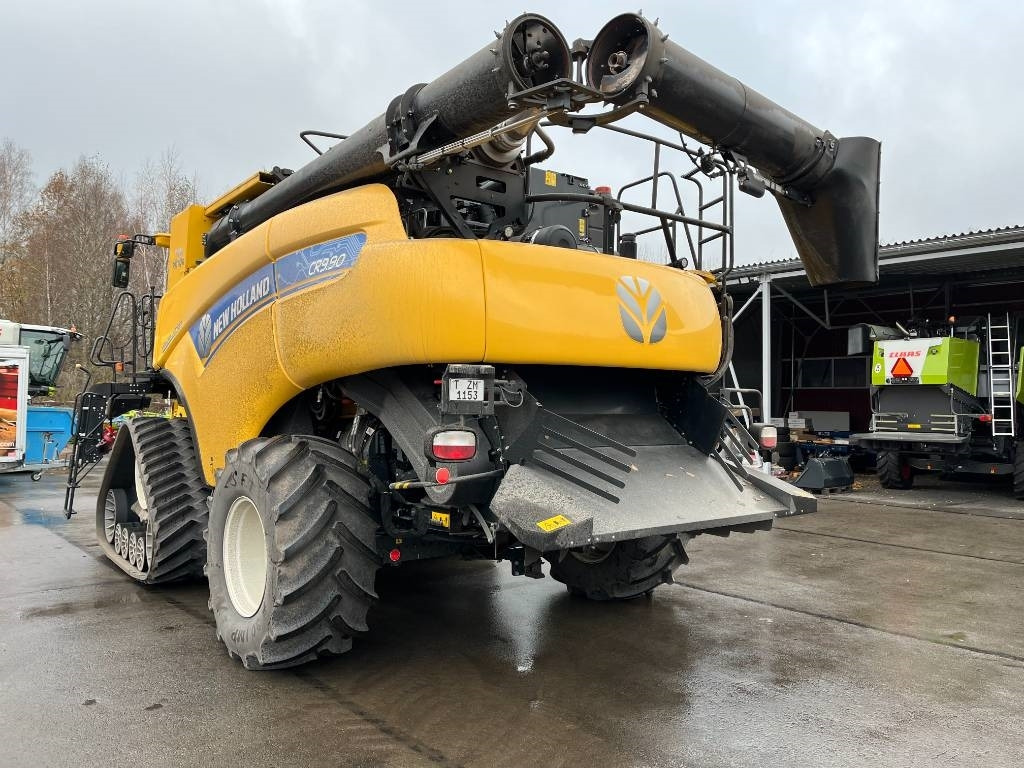 New Holland CR 9.90 - Kombajn harvester: slika 5 New Holland CR 9.90 - Kombajn harvester: slika 5