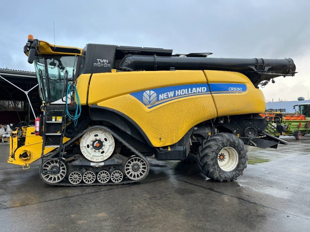 New Holland CR 9.90 - Kombajn harvester: slika 2 New Holland CR 9.90 - Kombajn harvester: slika 2