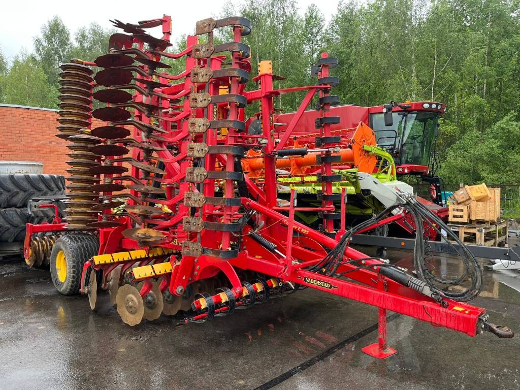 Vaderstad Carrier L 825 - Disk brana: slika 1 Vaderstad Carrier L 825 - Disk brana: slika 1