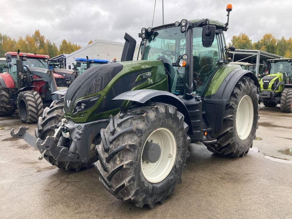 Valtra T 234 - Traktor: slika 1 Valtra T 234 - Traktor: slika 1