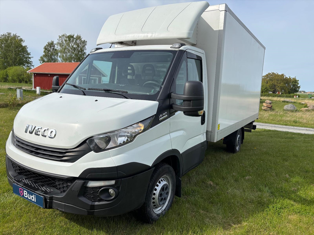 Lätt lastbil Iveco Daily -2019 | 35-140 | Chassi Cab 2.3 JTD | Hi-Matic |136hk - Dostavno vozilo z zabojnikom: slika 1 Lätt lastbil Iveco Daily -2019 | 35-140 | Chassi Cab 2.3 JTD | Hi-Matic |136hk - Dostavno vozilo z zabojnikom: slika 1
