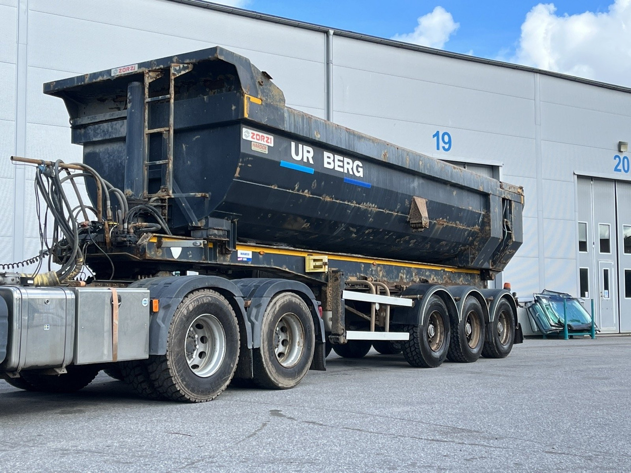 Schakttrailer Zorzi 2.0 SRL 36S 075 PRS -2015 | Reparationsobjekt - Kiper polprikolica: slika 1 Schakttrailer Zorzi 2.0 SRL 36S 075 PRS -2015 | Reparationsobjekt - Kiper polprikolica: slika 1