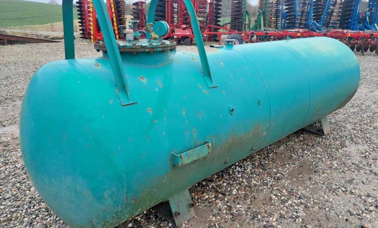 Agrodan Ammoniaktank 2500 kg - Oprema za gnojenje, Rezervoar za skladiščenje: slika 4 Agrodan Ammoniaktank 2500 kg - Oprema za gnojenje, Rezervoar za skladiščenje: slika 4