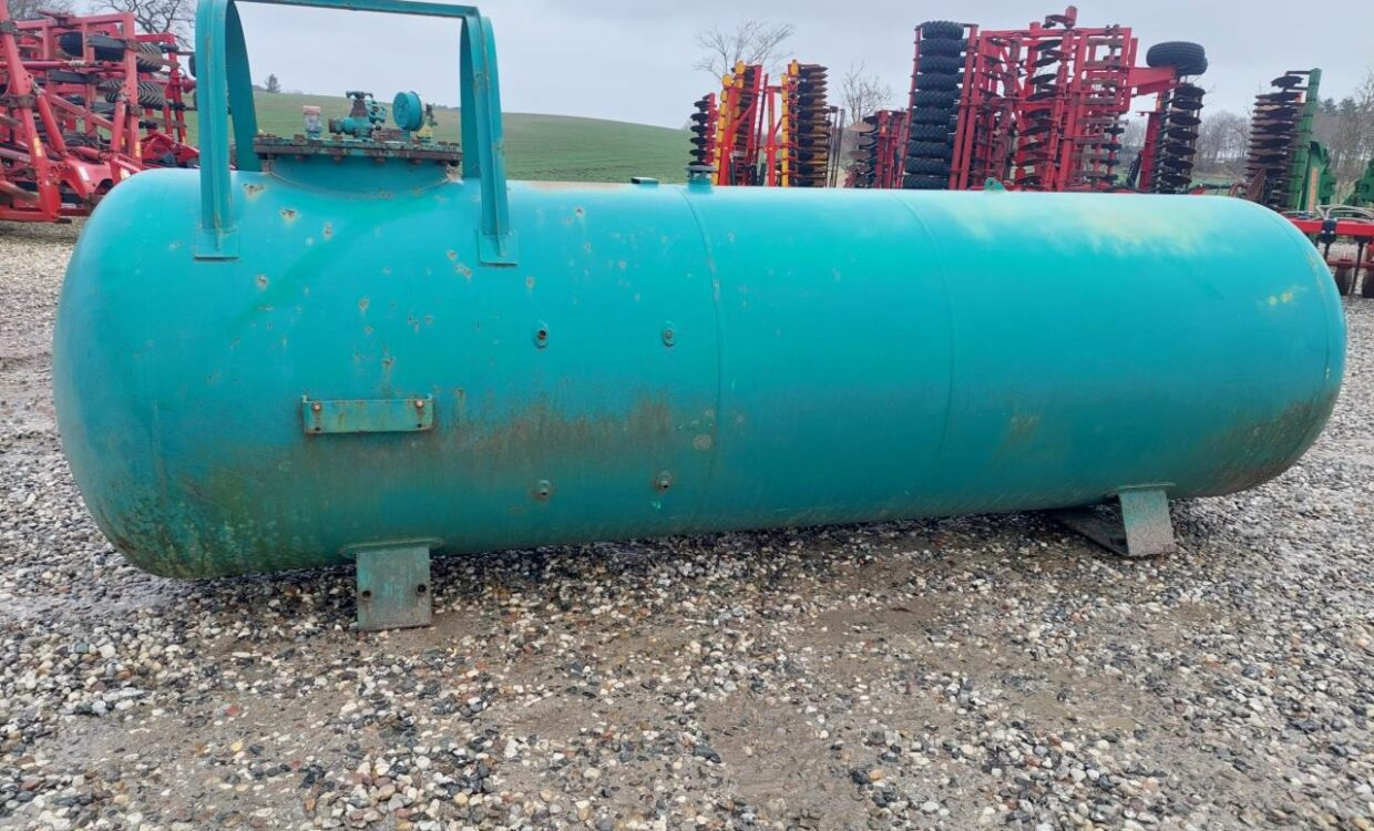 Agrodan Ammoniaktank 2500 kg - Oprema za gnojenje, Rezervoar za skladiščenje: slika 1 Agrodan Ammoniaktank 2500 kg - Oprema za gnojenje, Rezervoar za skladiščenje: slika 1
