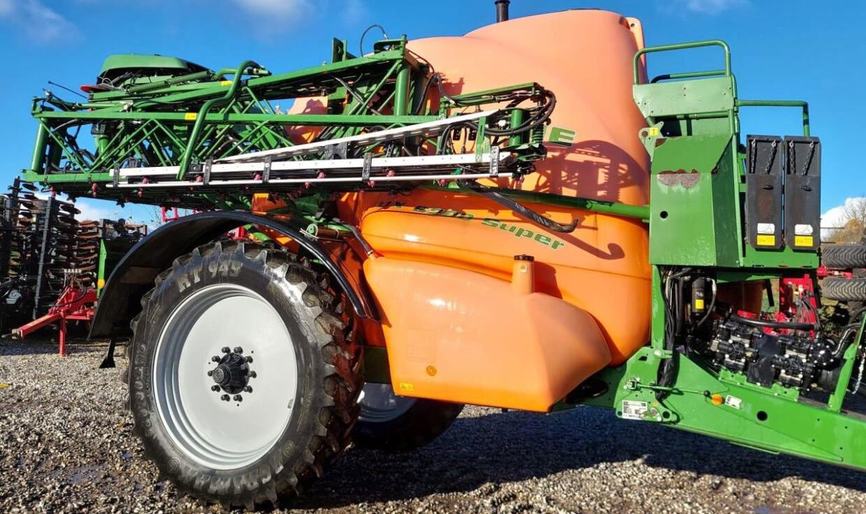 Amazone UX 6200 Super 30-24m - Vlečna škropilnica: slika 2 Amazone UX 6200 Super 30-24m - Vlečna škropilnica: slika 2