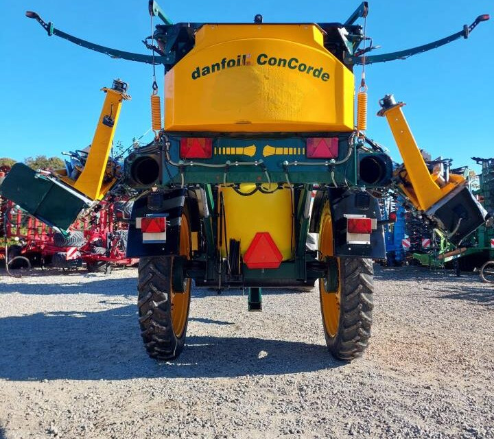 Danfoil ConCorde 3000L - 24m med GPS - Vlečna škropilnica: slika 5 Danfoil ConCorde 3000L - 24m med GPS - Vlečna škropilnica: slika 5