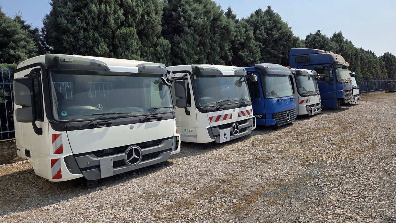 MERCEDES-BENZ ACTROS MP1-MP2-MP3 - Kabina: slika 4 MERCEDES-BENZ ACTROS MP1-MP2-MP3 - Kabina: slika 4