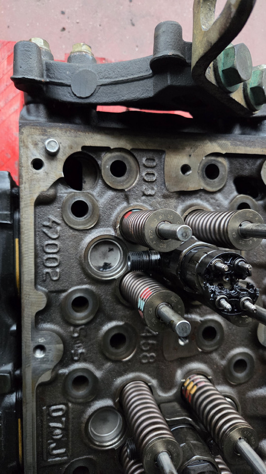 MERCEDES-BENZ OM 470 LA - Glava motorja za Tovornjak: slika 3 MERCEDES-BENZ OM 470 LA - Glava motorja za Tovornjak: slika 3