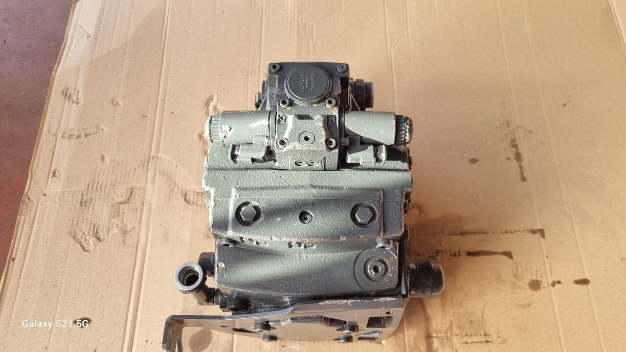 Mercedes-Benz HYDRAULIC POMP A9605500183   Mercedes-Benz ACTROS MP4 - Hidravlična črpalka za Tovornjak: slika 2 Mercedes-Benz HYDRAULIC POMP A9605500183   Mercedes-Benz ACTROS MP4 - Hidravlična črpalka za Tovornjak: slika 2