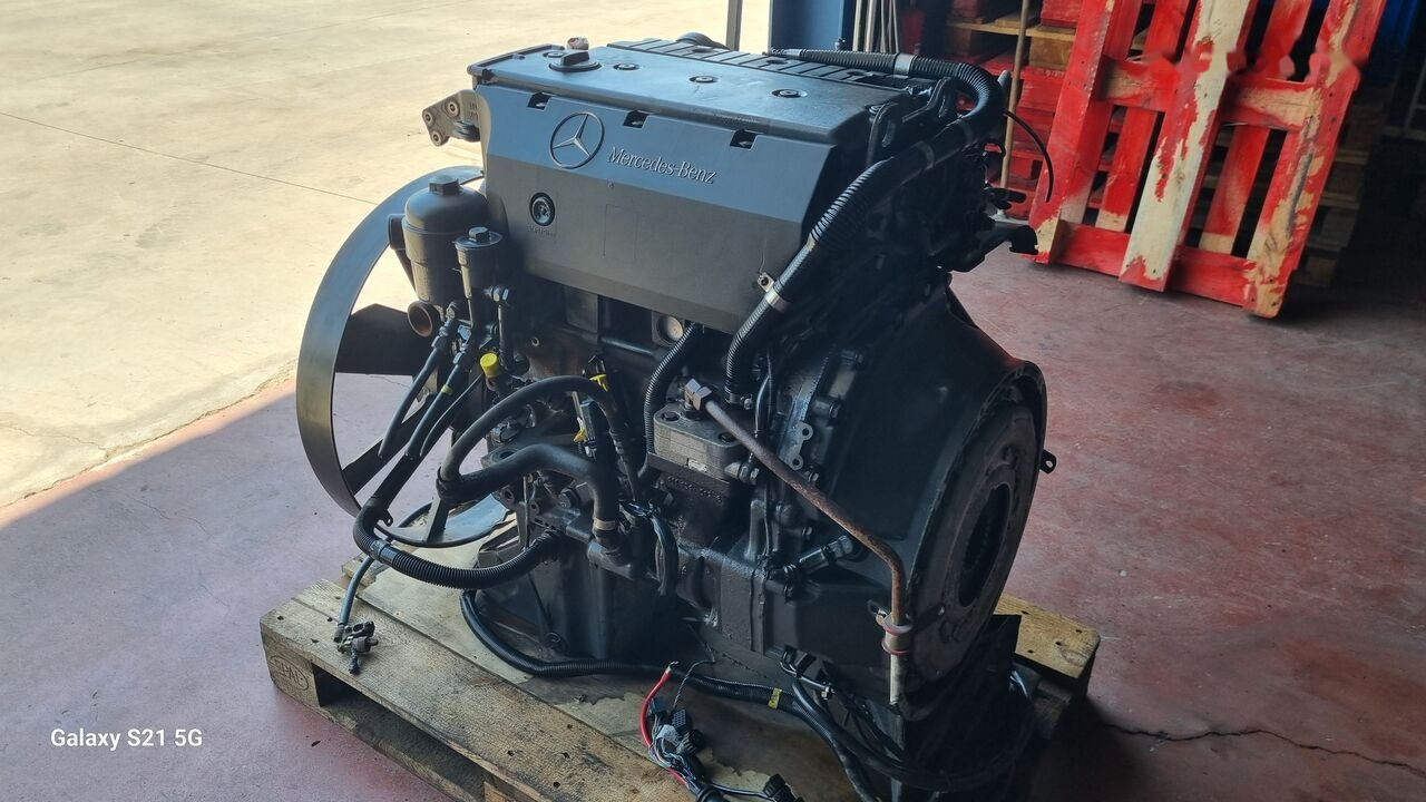 Mercedes-Benz MOTOR OM 924 LA EURO 5 OM 924 930 Mercedes-Benz ATEGO - Motor za Tovornjak: slika 3 Mercedes-Benz MOTOR OM 924 LA EURO 5 OM 924 930 Mercedes-Benz ATEGO - Motor za Tovornjak: slika 3