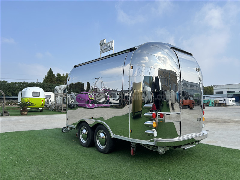 HUANMAI Burger Food Truck Beverage Food Trailer - Prikolica s hrano: slika 4 HUANMAI Burger Food Truck Beverage Food Trailer - Prikolica s hrano: slika 4