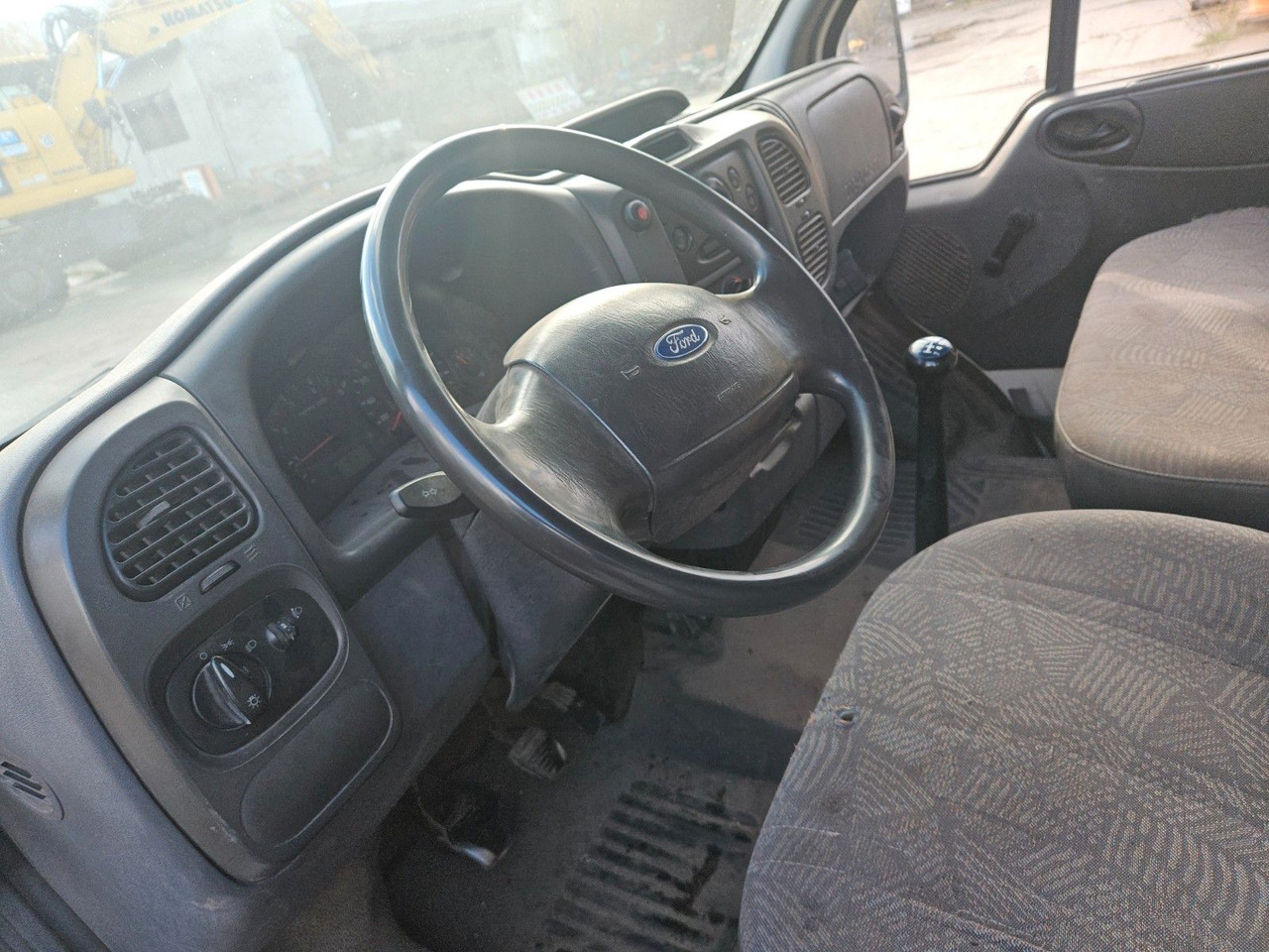 Ford Transit DOKA Pritsche Zwillingsbereifung - Dostavno vozilo s kesonom, Dostavno vozilo z dvojno kabino: slika 5 Ford Transit DOKA Pritsche Zwillingsbereifung - Dostavno vozilo s kesonom, Dostavno vozilo z dvojno kabino: slika 5