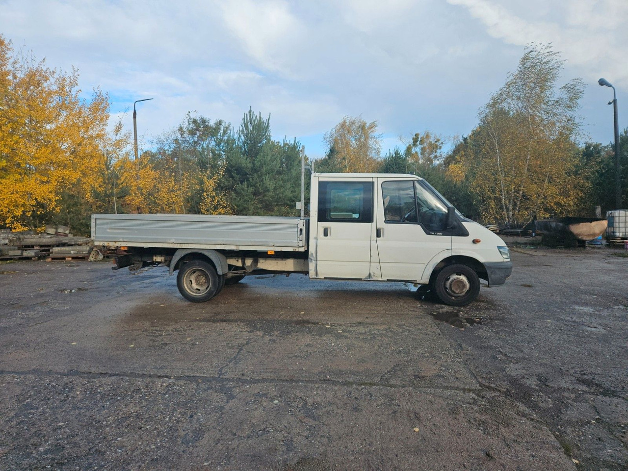 Ford Transit DOKA Pritsche Zwillingsbereifung - Dostavno vozilo s kesonom, Dostavno vozilo z dvojno kabino: slika 4 Ford Transit DOKA Pritsche Zwillingsbereifung - Dostavno vozilo s kesonom, Dostavno vozilo z dvojno kabino: slika 4