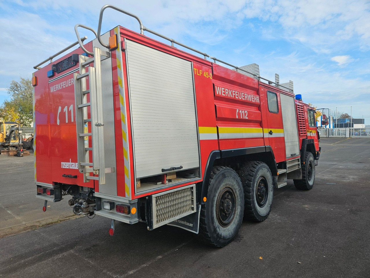 MAN KAT 6x6 Tanklöschfahrzeug - Tovornjak cisterna: slika 3 MAN KAT 6x6 Tanklöschfahrzeug - Tovornjak cisterna: slika 3