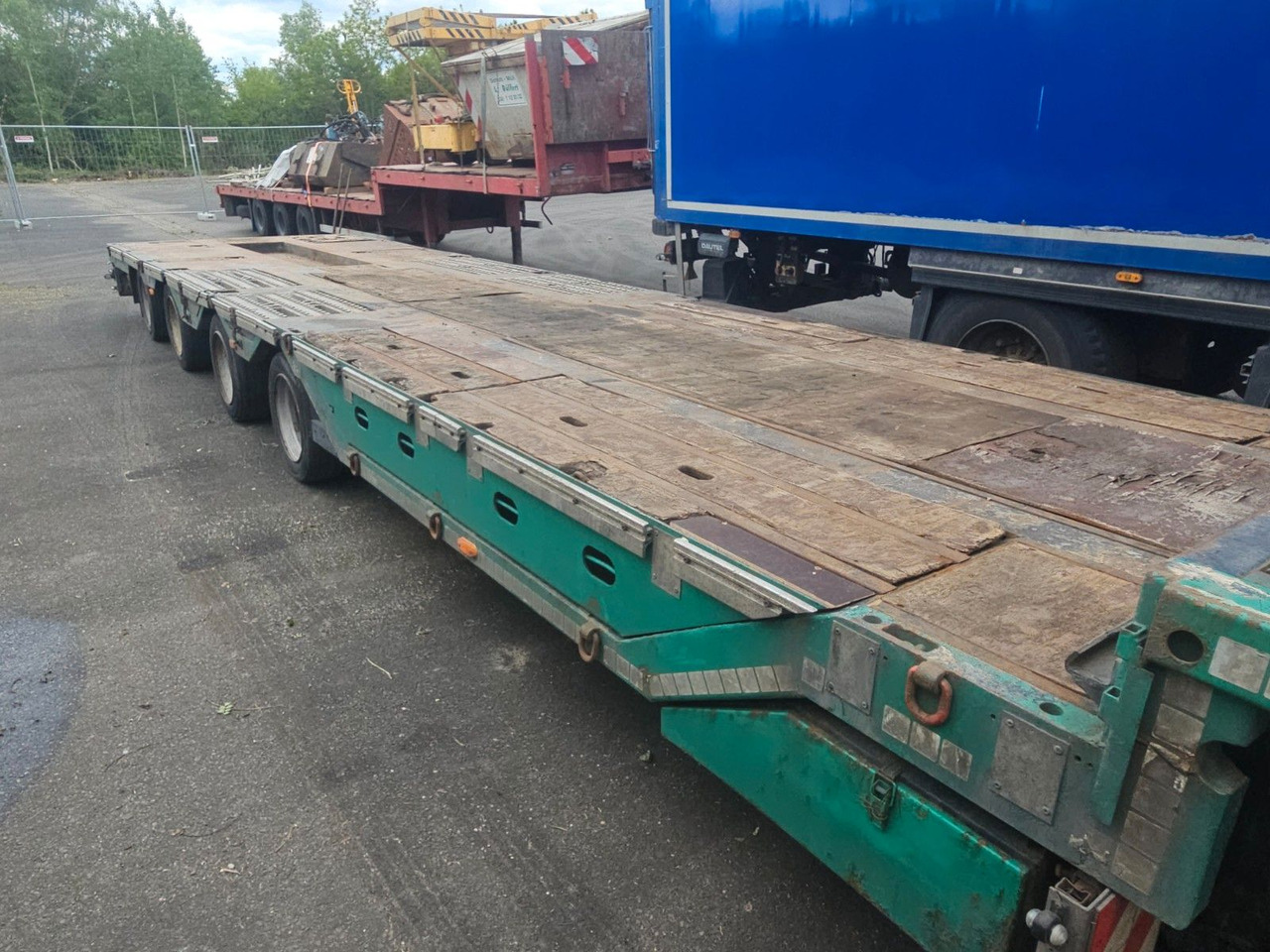 Meusburger MPG-4 Tieflader mit Radmulden 39.5t - Nizko noseča polprikolica: slika 4 Meusburger MPG-4 Tieflader mit Radmulden 39.5t - Nizko noseča polprikolica: slika 4
