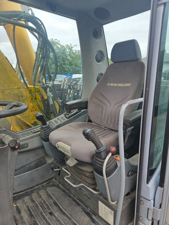 New Holland MH Plus 18t Mobilbagger - Bager na kolesih: slika 5 New Holland MH Plus 18t Mobilbagger - Bager na kolesih: slika 5