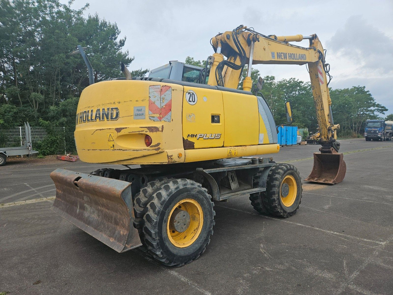 New Holland MH Plus 18t Mobilbagger - Bager na kolesih: slika 3 New Holland MH Plus 18t Mobilbagger - Bager na kolesih: slika 3