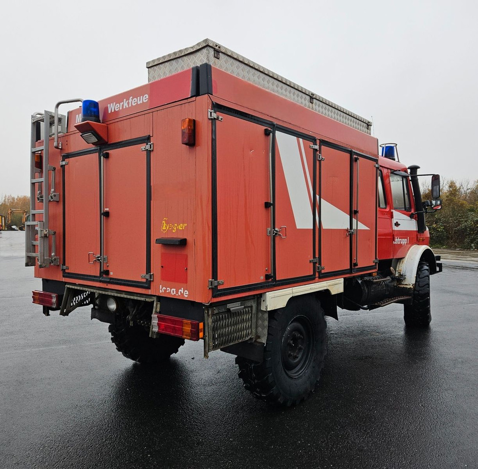 Unimog U4000 4x4 DOKA Tanklöschfahrzeug Feuerwehr - Tovornjak cisterna: slika 4 Unimog U4000 4x4 DOKA Tanklöschfahrzeug Feuerwehr - Tovornjak cisterna: slika 4
