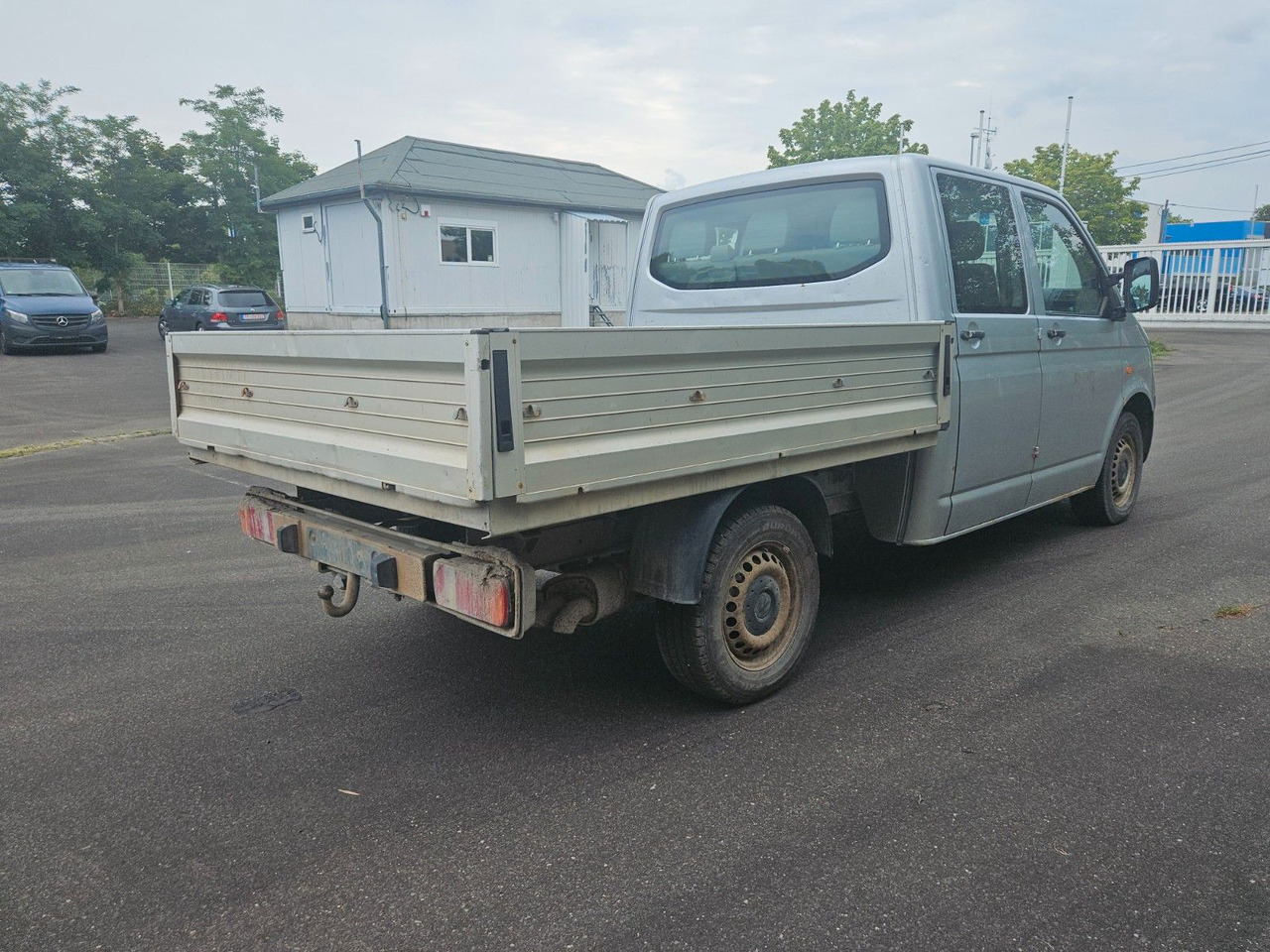 Volkswagen T5 DOKA Pritsche ALLRAD - Dostavno vozilo s kesonom: slika 2 Volkswagen T5 DOKA Pritsche ALLRAD - Dostavno vozilo s kesonom: slika 2