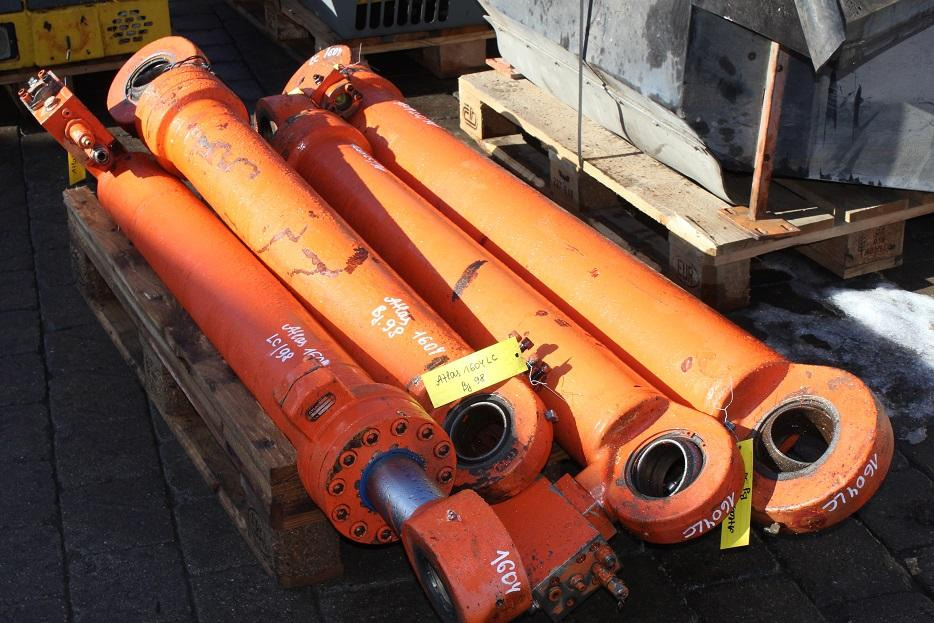 Atlas 1604 LC - Hidravlični cilinder za Gradbeni stroj: slika 1 Atlas 1604 LC - Hidravlični cilinder za Gradbeni stroj: slika 1