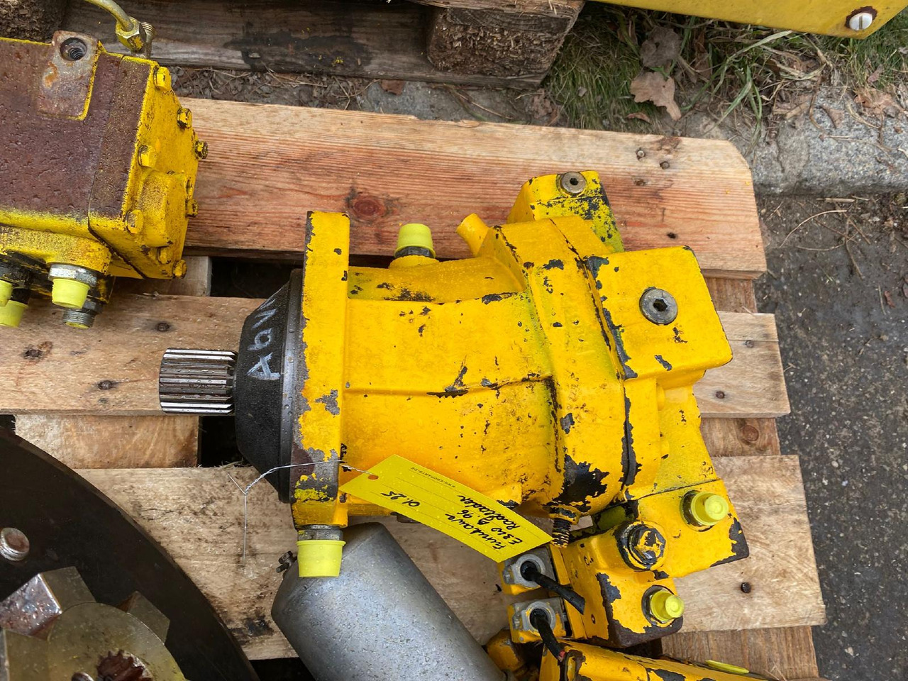 Furukawa Hydromatik A6VM107 HD - Hidravlični motor za Gradbeni stroj: slika 1 Furukawa Hydromatik A6VM107 HD - Hidravlični motor za Gradbeni stroj: slika 1